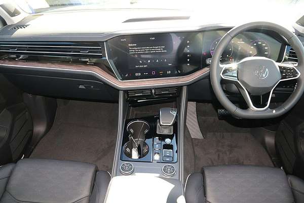 2023 Volkswagen Touareg 210TDI Elegance RC