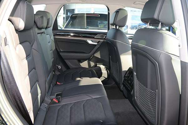 2023 Volkswagen Touareg 210TDI Elegance RC