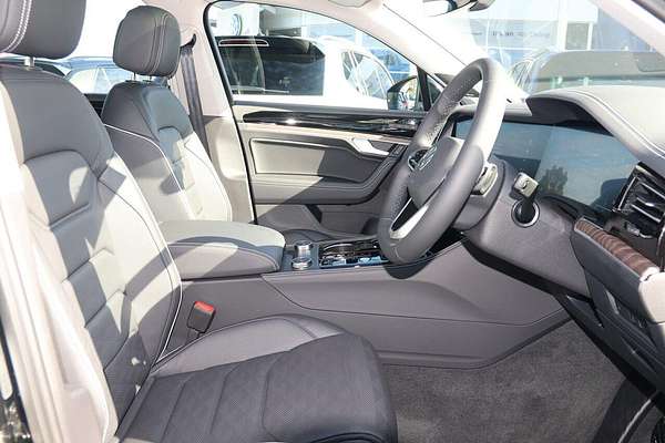 2023 Volkswagen Touareg 210TDI Elegance RC