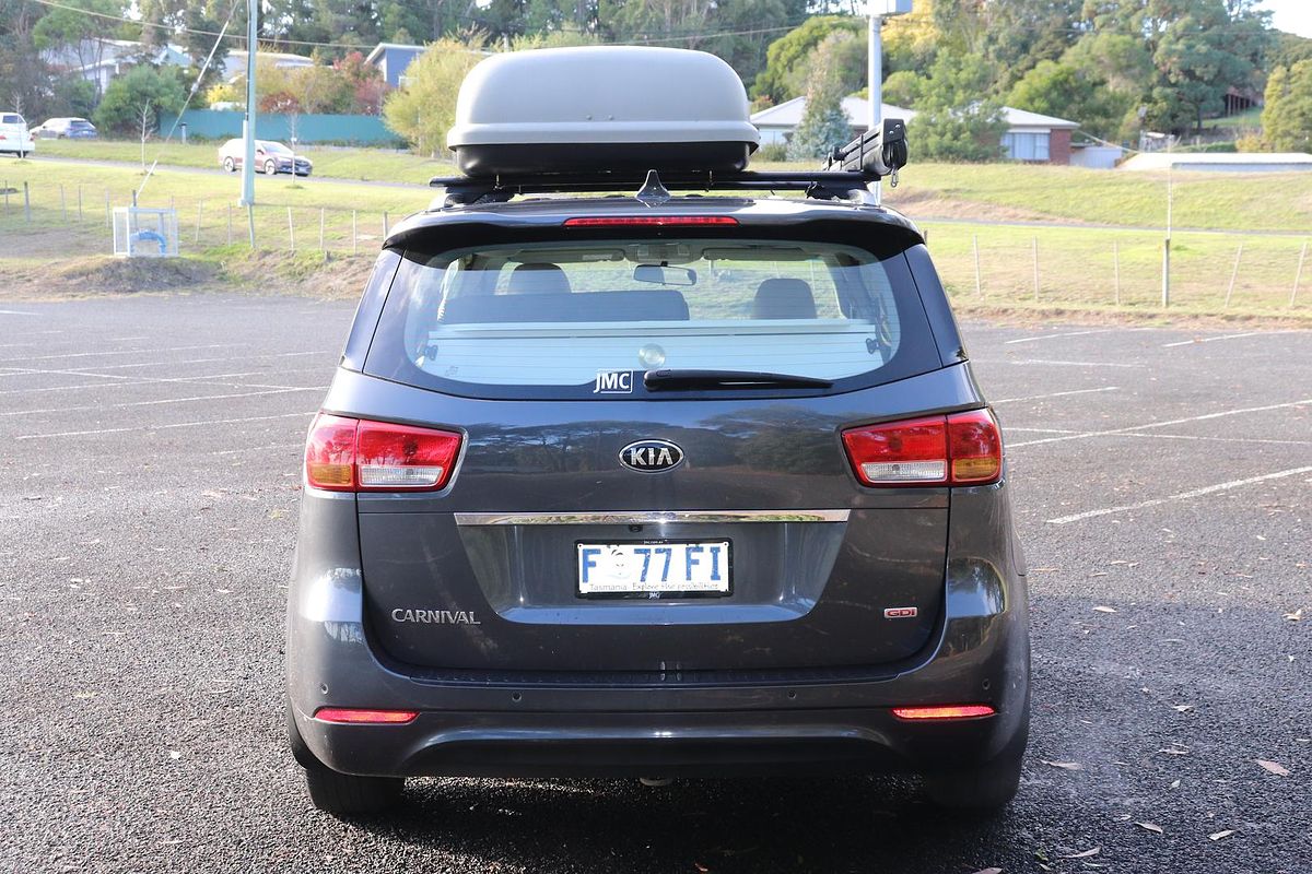 2016 Kia Carnival S YP