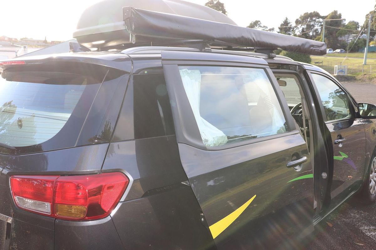 2016 Kia Carnival S YP