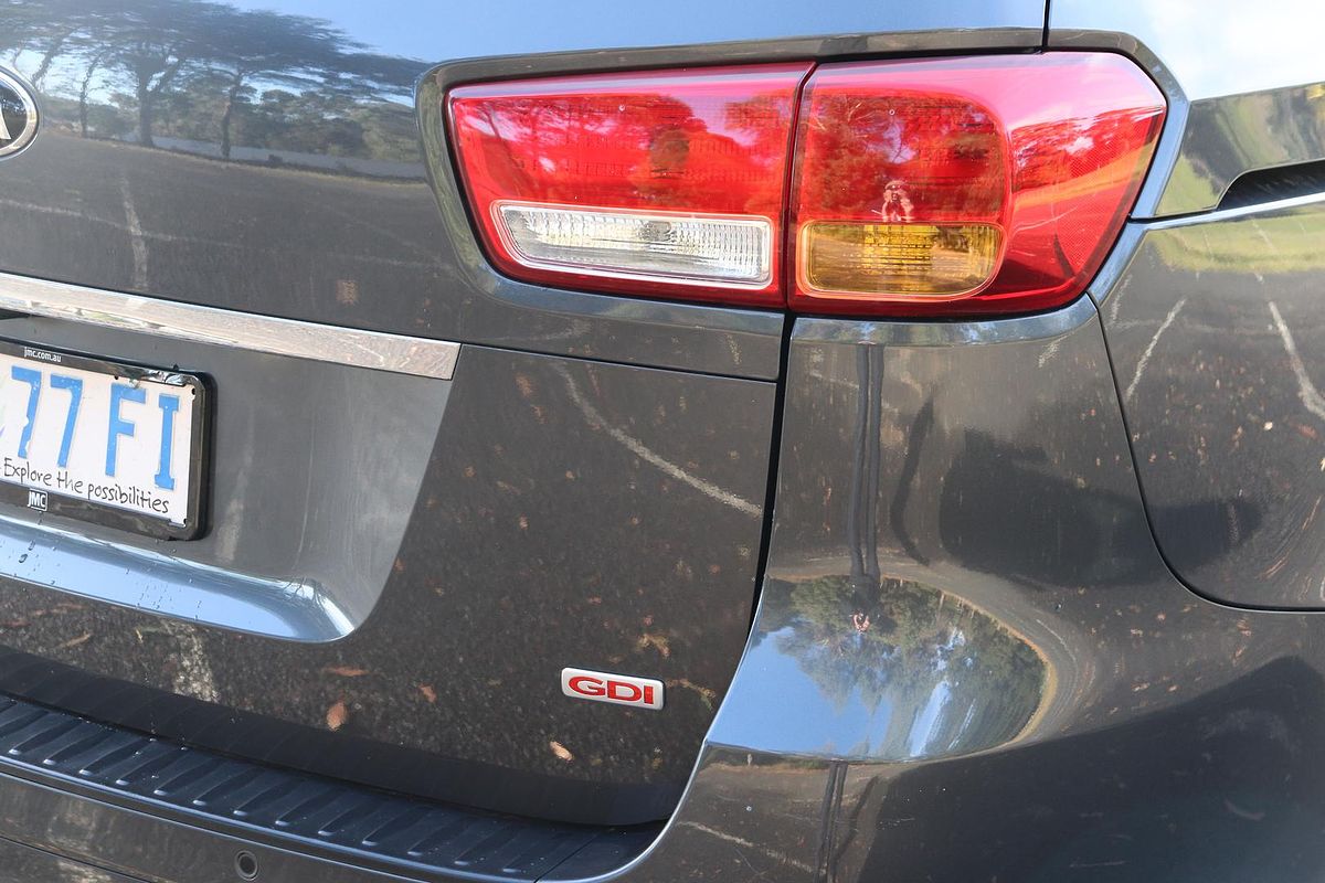 2016 Kia Carnival S YP