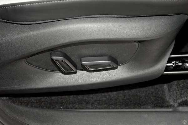 2025 MG ZS Excite Hybrid+ ZS32
