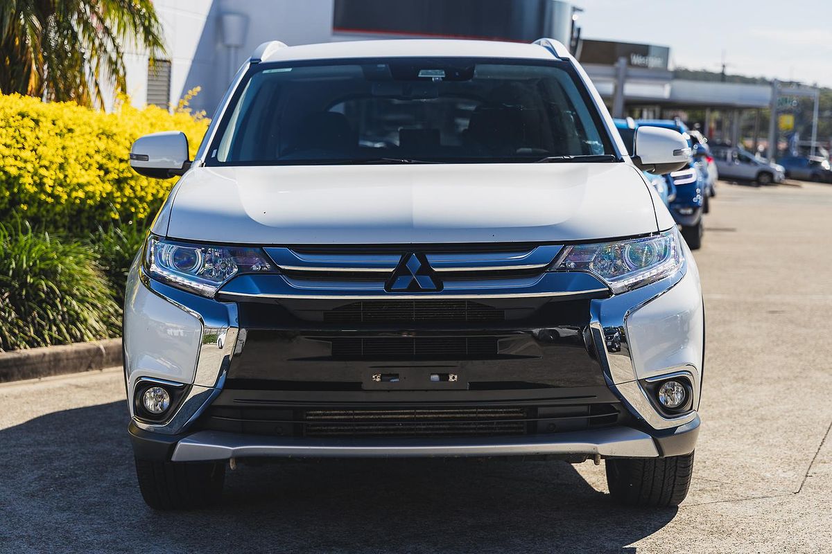 2017 Mitsubishi Outlander LS Safety Pack ZK