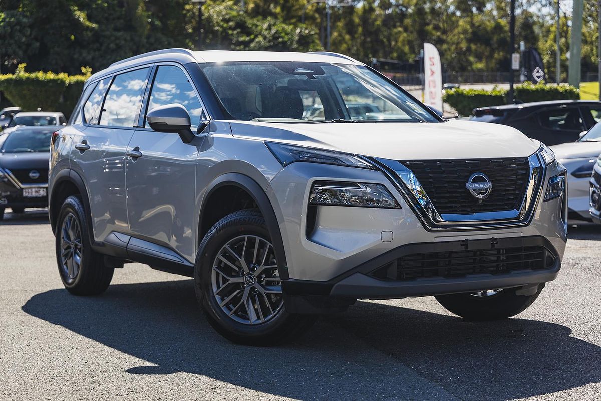 2024 Nissan X-TRAIL ST T33