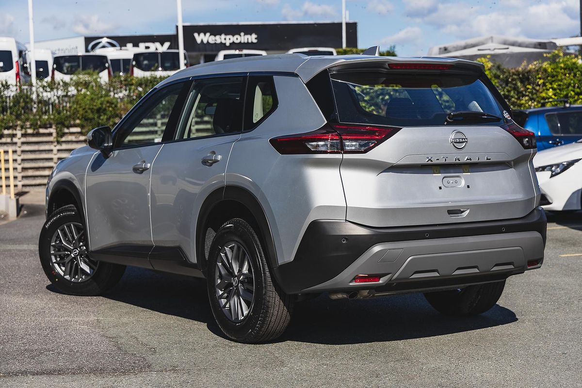 2024 Nissan X-TRAIL ST T33
