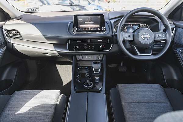2024 Nissan X-TRAIL ST T33