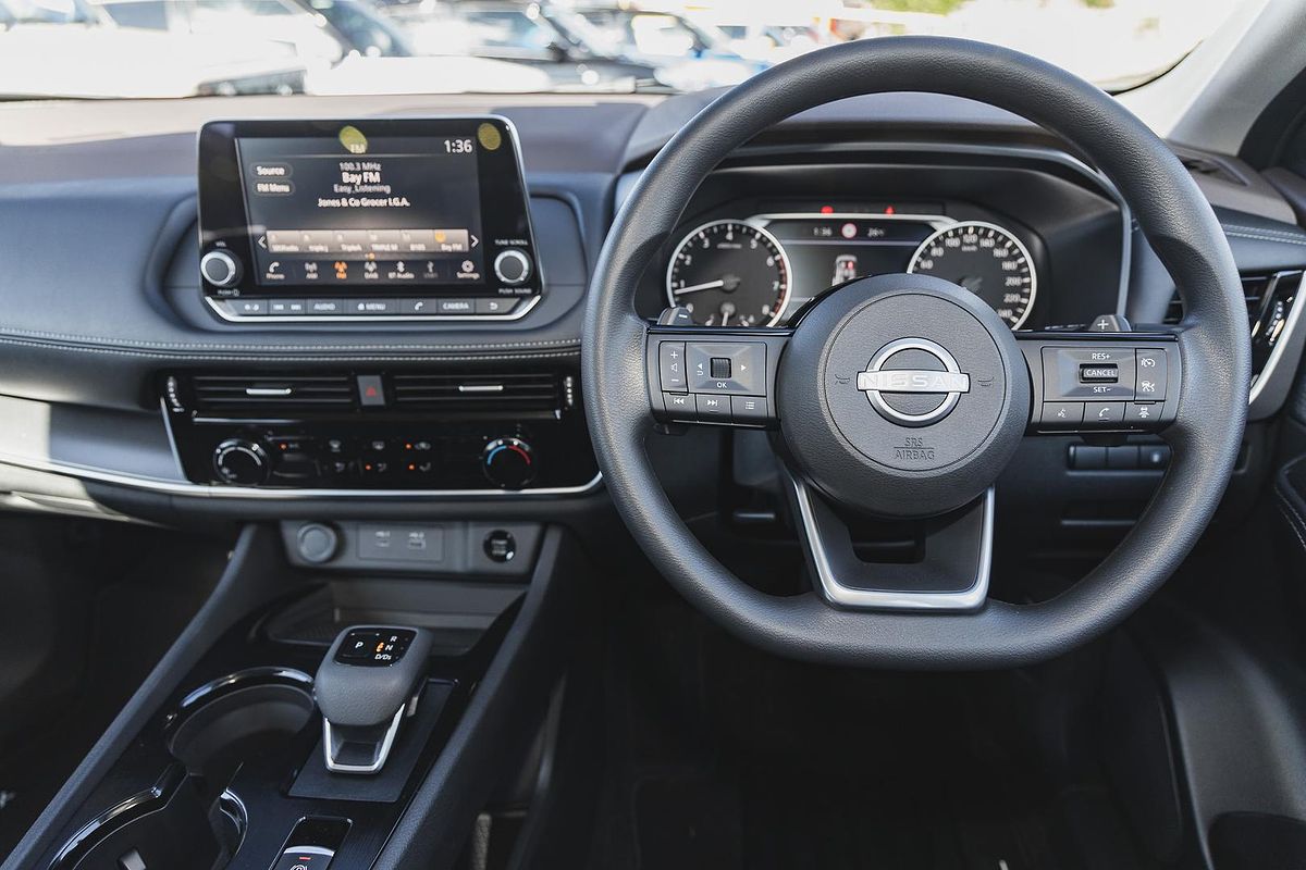 2024 Nissan X-TRAIL ST T33