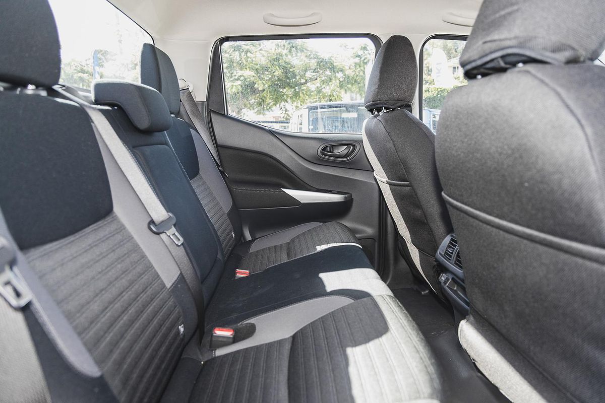 2024 Nissan Navara SL D23 4X4