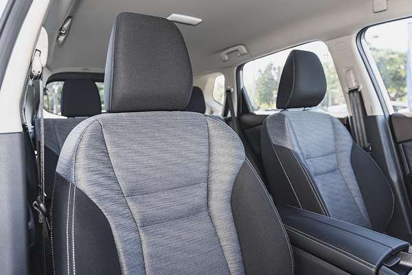 2024 Nissan X-TRAIL ST T33