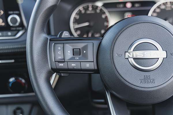 2024 Nissan X-TRAIL ST T33