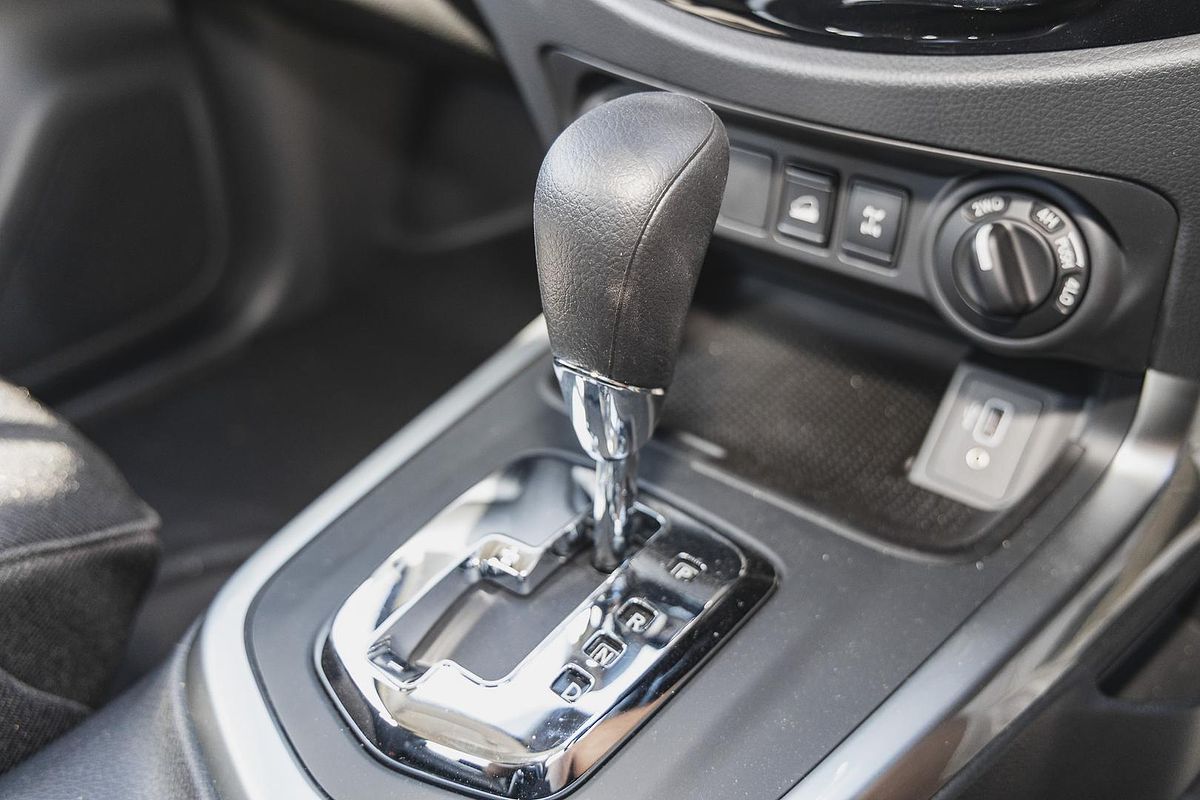2024 Nissan Navara SL D23 4X4