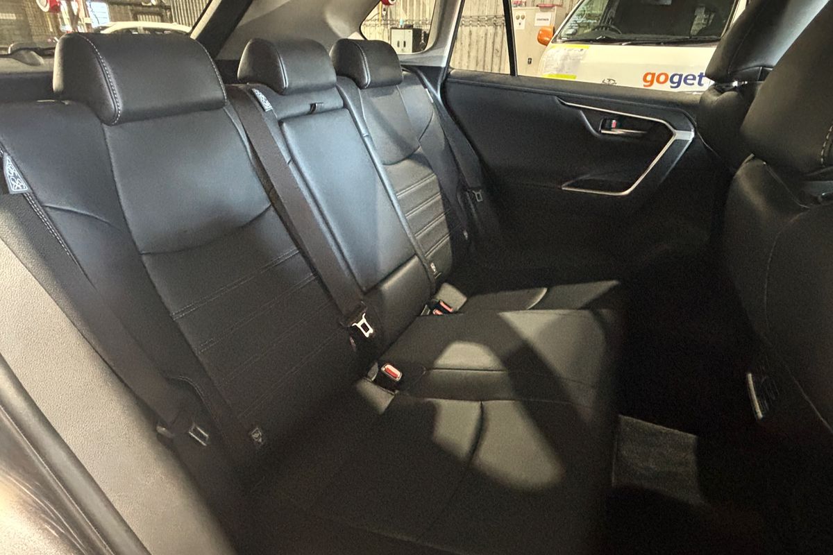 2021 Toyota RAV4 Cruiser AXAH54R