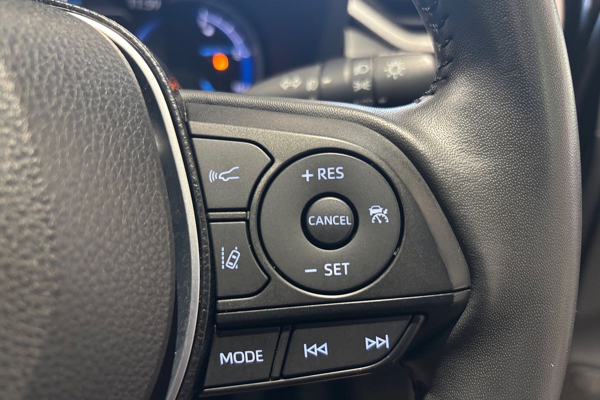 2021 Toyota RAV4 Cruiser AXAH54R