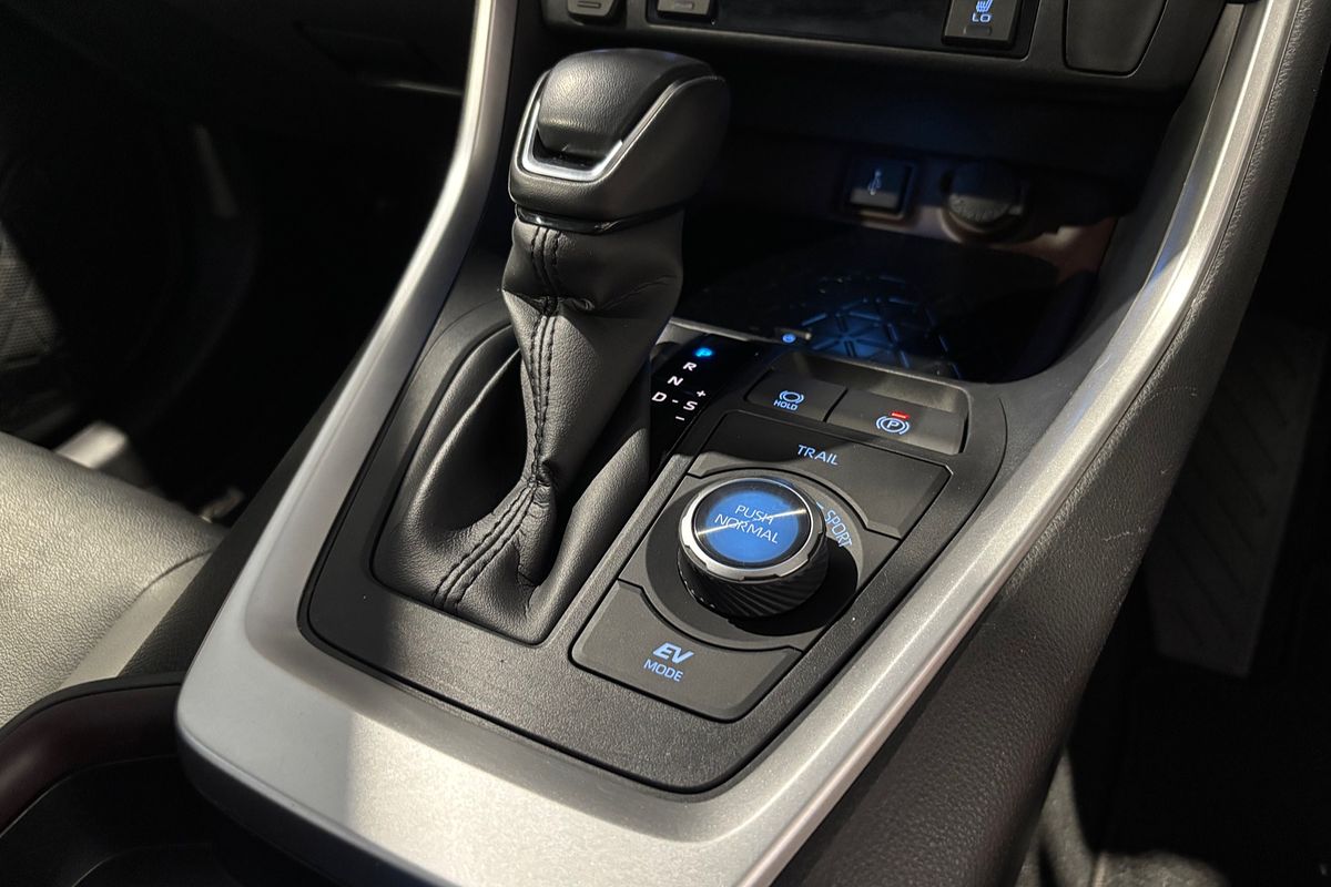 2021 Toyota RAV4 Cruiser AXAH54R