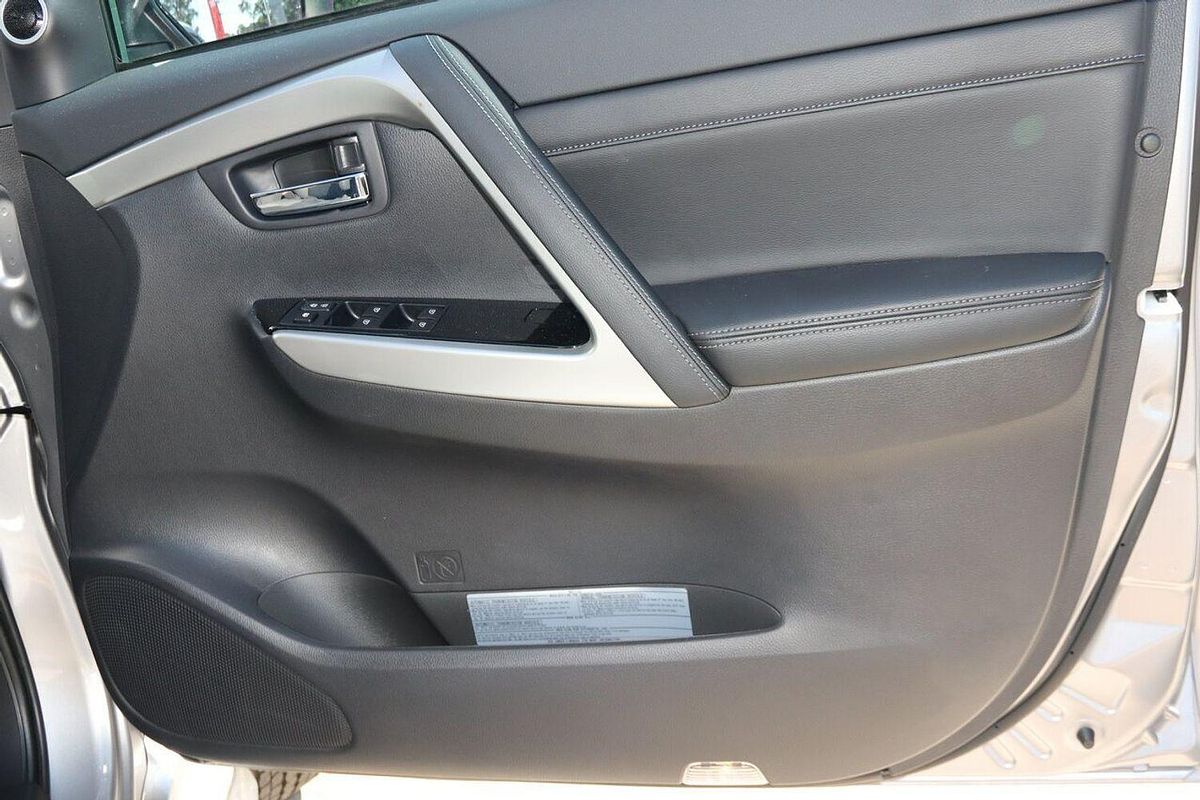 2024 Mitsubishi Pajero Sport Exceed QG