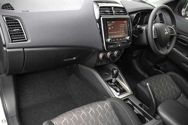 2024 Mitsubishi ASX ES XD