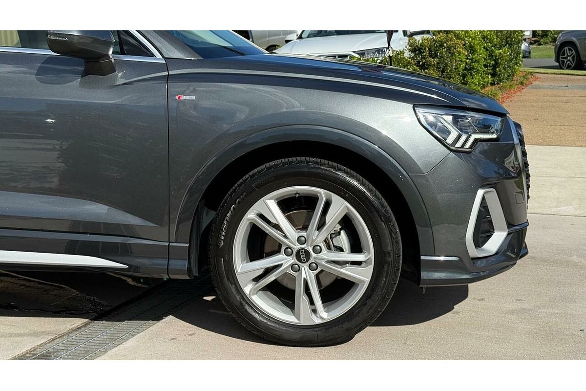 2023 Audi Q3 35 TFSI S line F3
