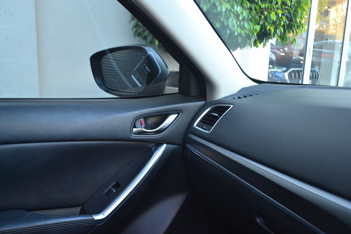 2015 Mazda CX-5 Grand Touring KE Series 2