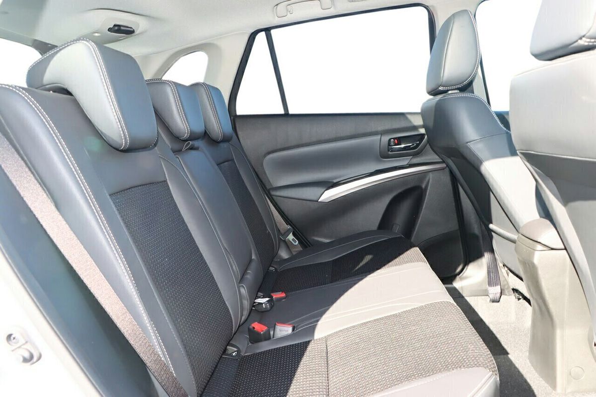 2023 Suzuki S-Cross ALLGRIP Prestige JYB