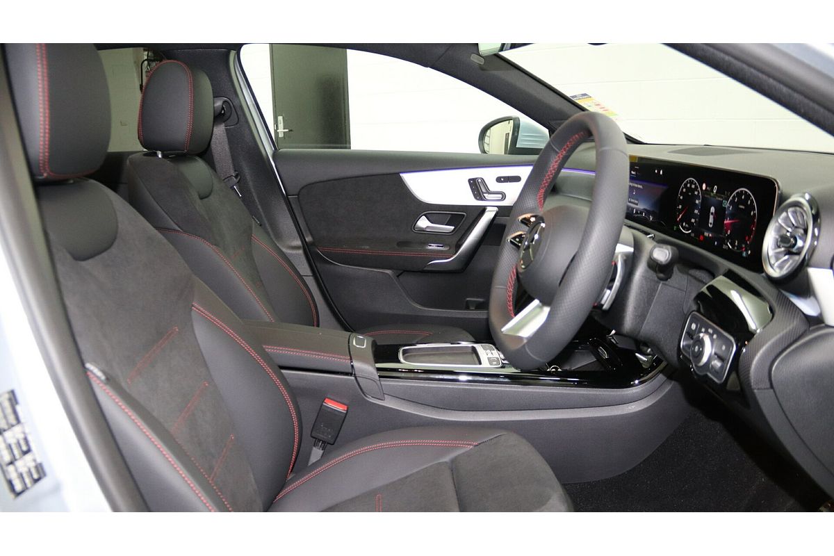 2024 Mercedes-Benz A-Class A200 V177