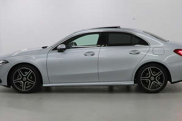 2024 Mercedes-Benz A-Class A200 V177
