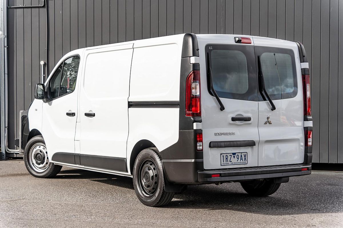 2020 Mitsubishi Express GLX SN SWB