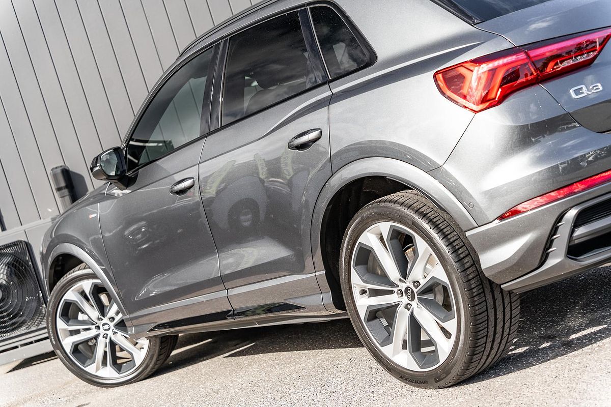 2021 Audi Q3 40 TFSI S line F3