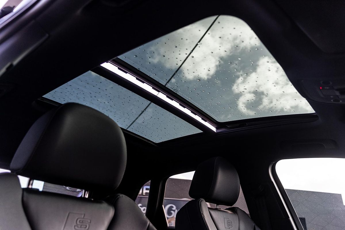2021 Audi Q3 40 TFSI S line F3