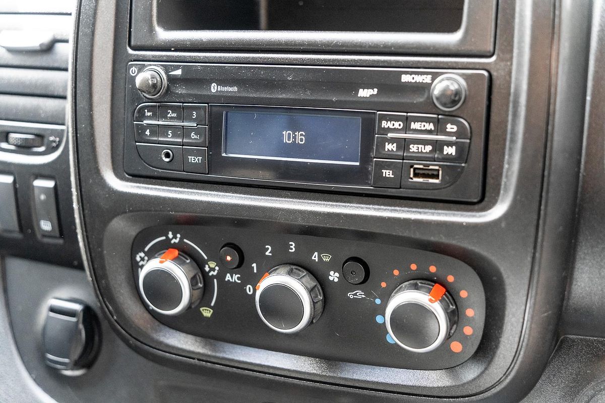 2020 Mitsubishi Express GLX SN SWB