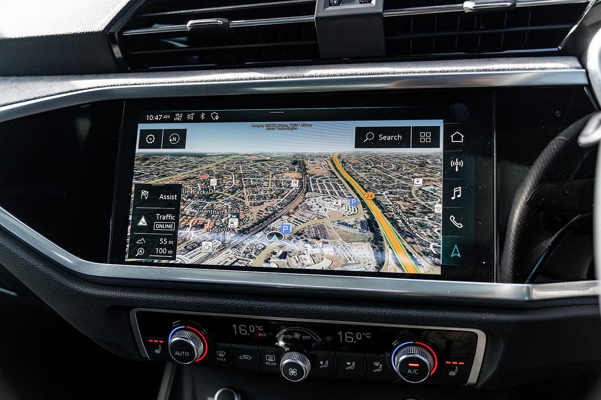 2021 Audi Q3 40 TFSI S line F3