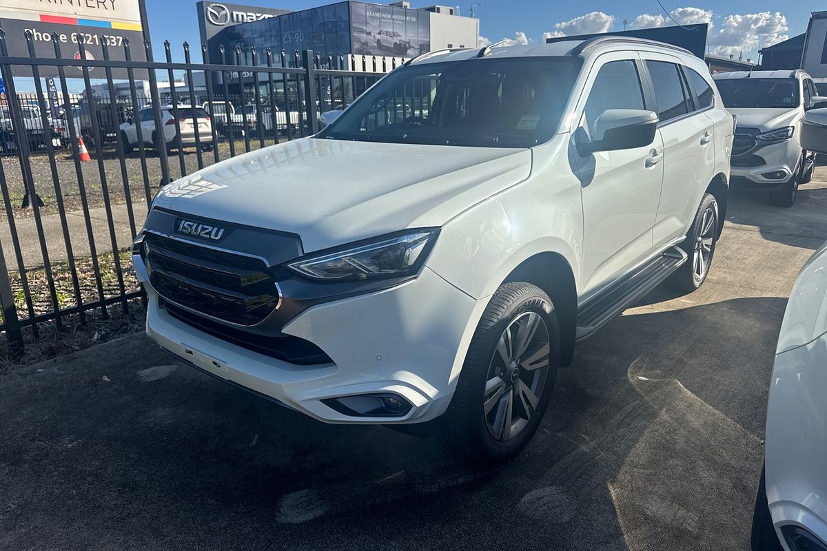 2024 Isuzu MU-X LS-T