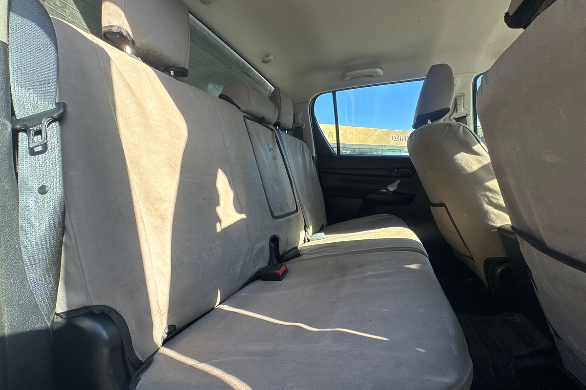 2020 Toyota Hilux SR GUN126R 4X4