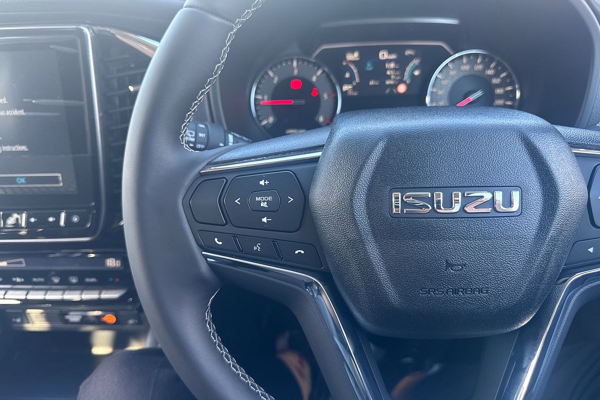 2024 Isuzu MU-X LS-T