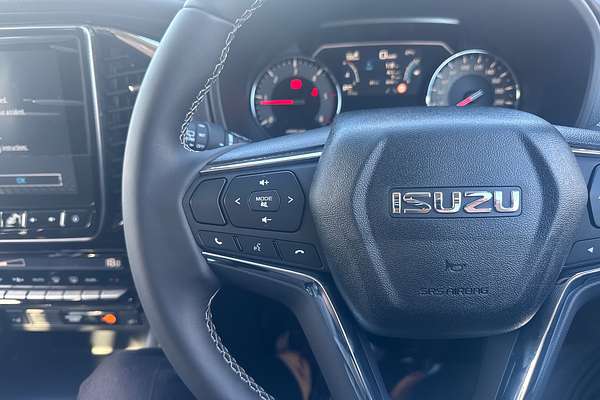 2024 Isuzu MU-X LS-T