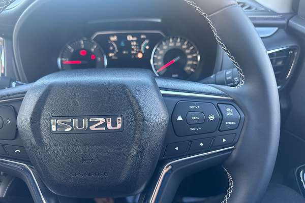 2024 Isuzu MU-X LS-T