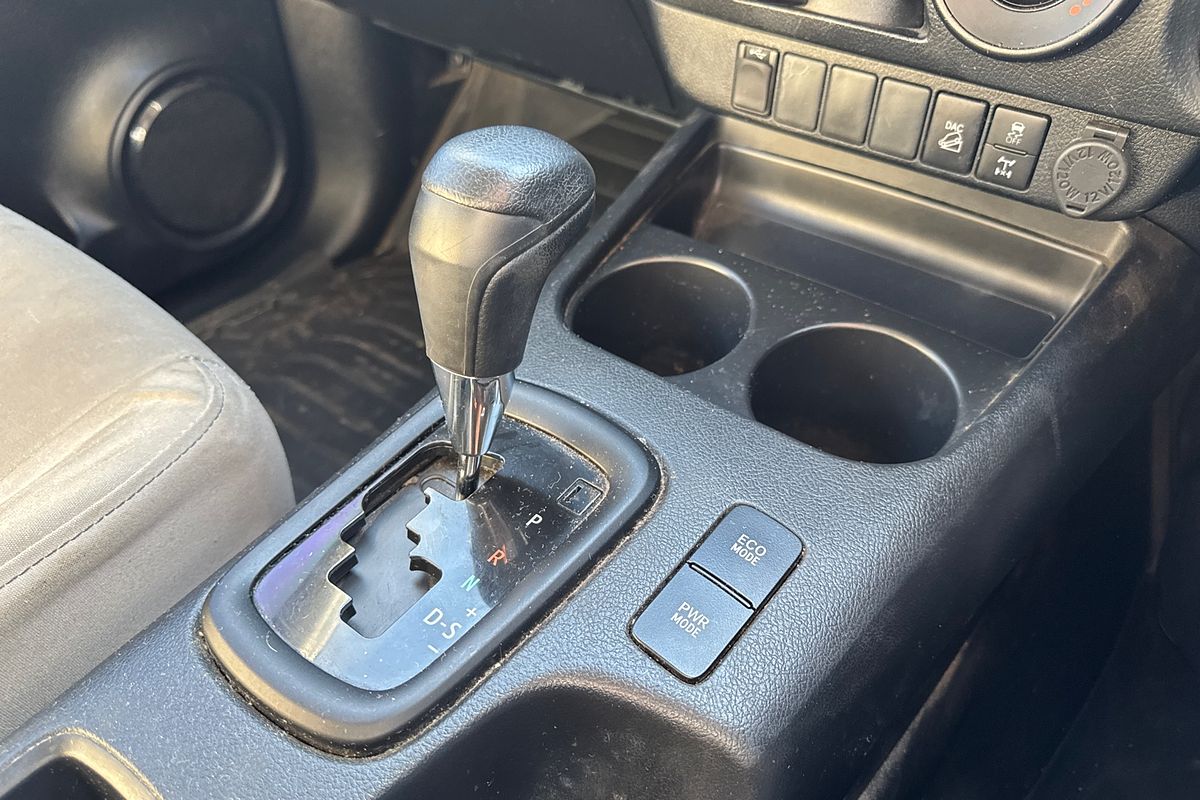2020 Toyota Hilux SR GUN126R 4X4