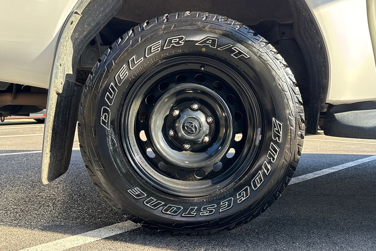 2020 Toyota Hilux SR GUN126R 4X4
