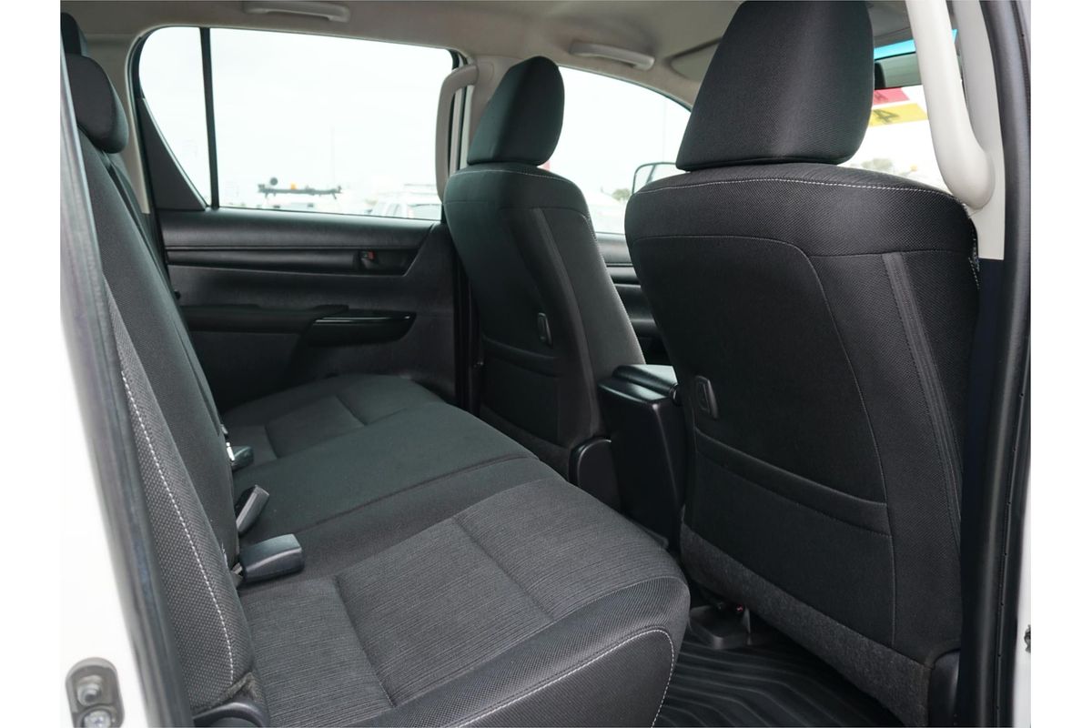 2019 Toyota Hilux SR GUN126R 4X4