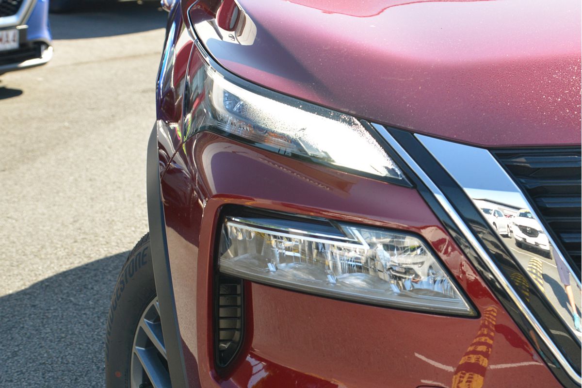2024 Nissan X-TRAIL ST T33