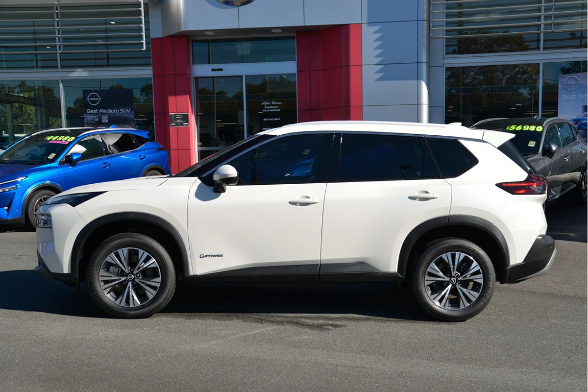 2024 Nissan X-TRAIL ST-L e-POWER T33