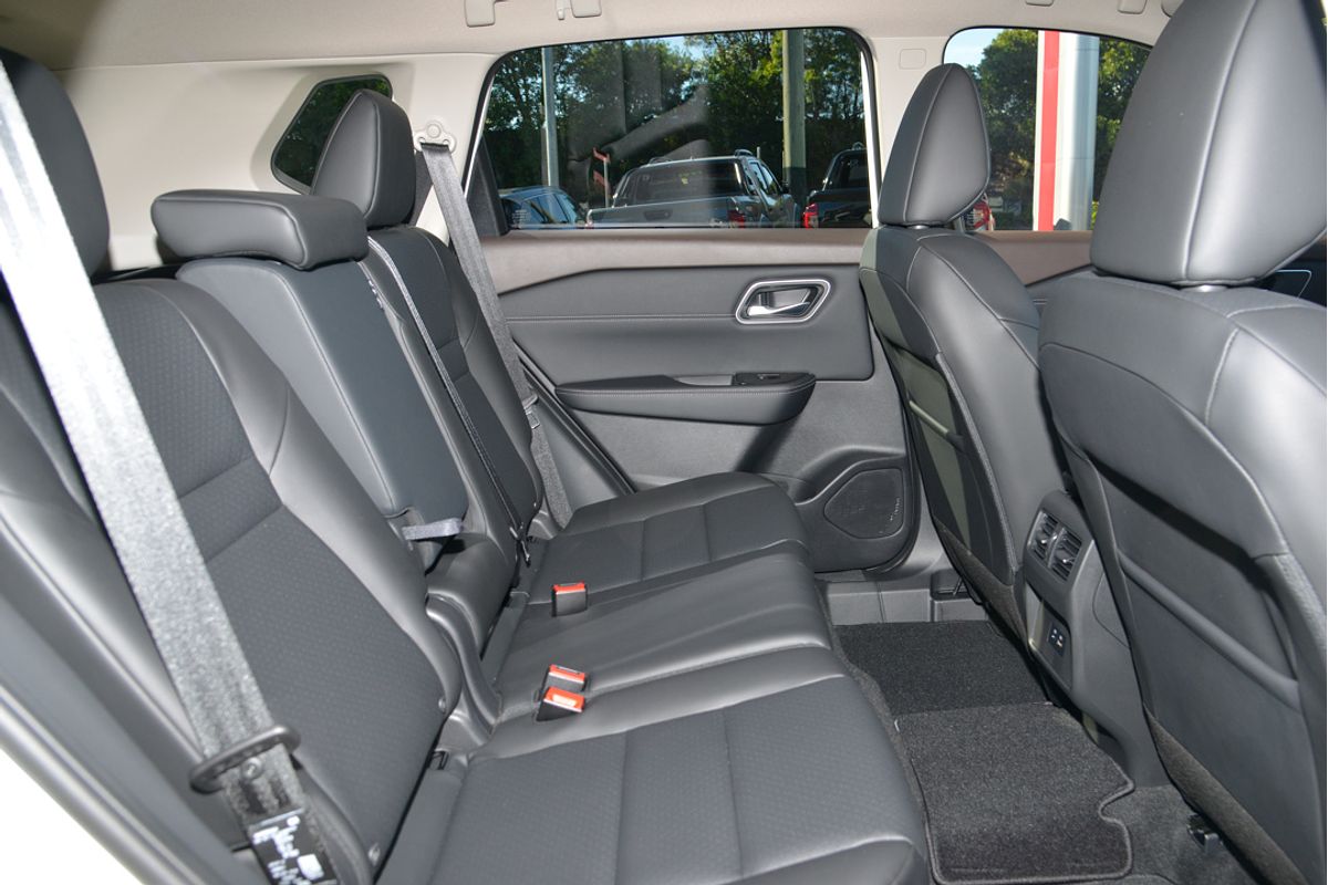 2024 Nissan X-TRAIL ST-L e-POWER T33