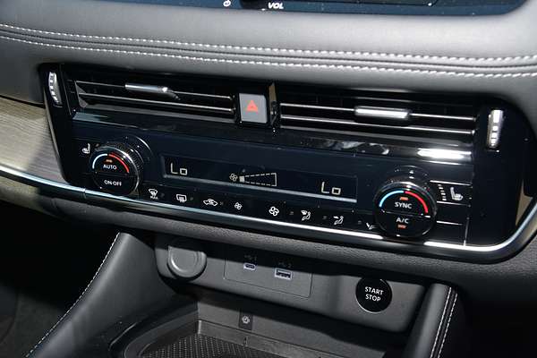 2024 Nissan X-TRAIL ST-L e-POWER T33