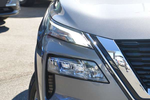 2025 Nissan X-TRAIL ST T33