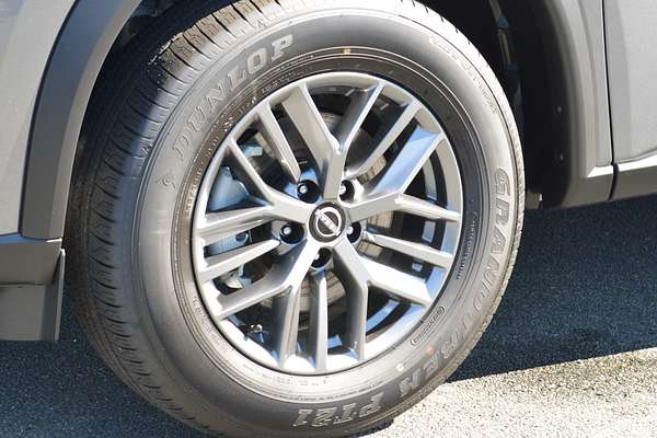 2025 Nissan X-TRAIL ST T33