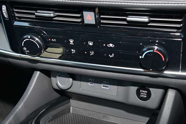 2025 Nissan X-TRAIL ST T33