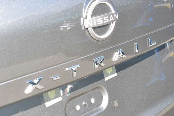 2025 Nissan X-TRAIL ST T33