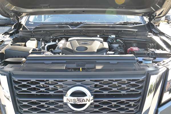 2025 Nissan Navara ST D23 4X4