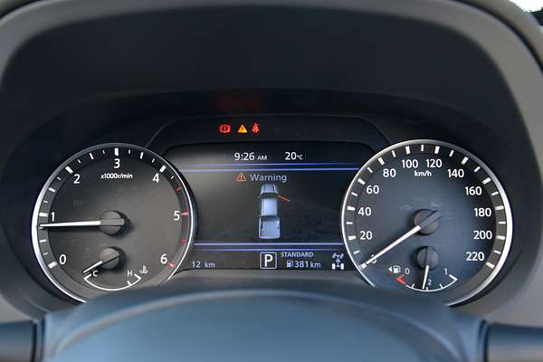 2025 Nissan Navara ST D23 4X4