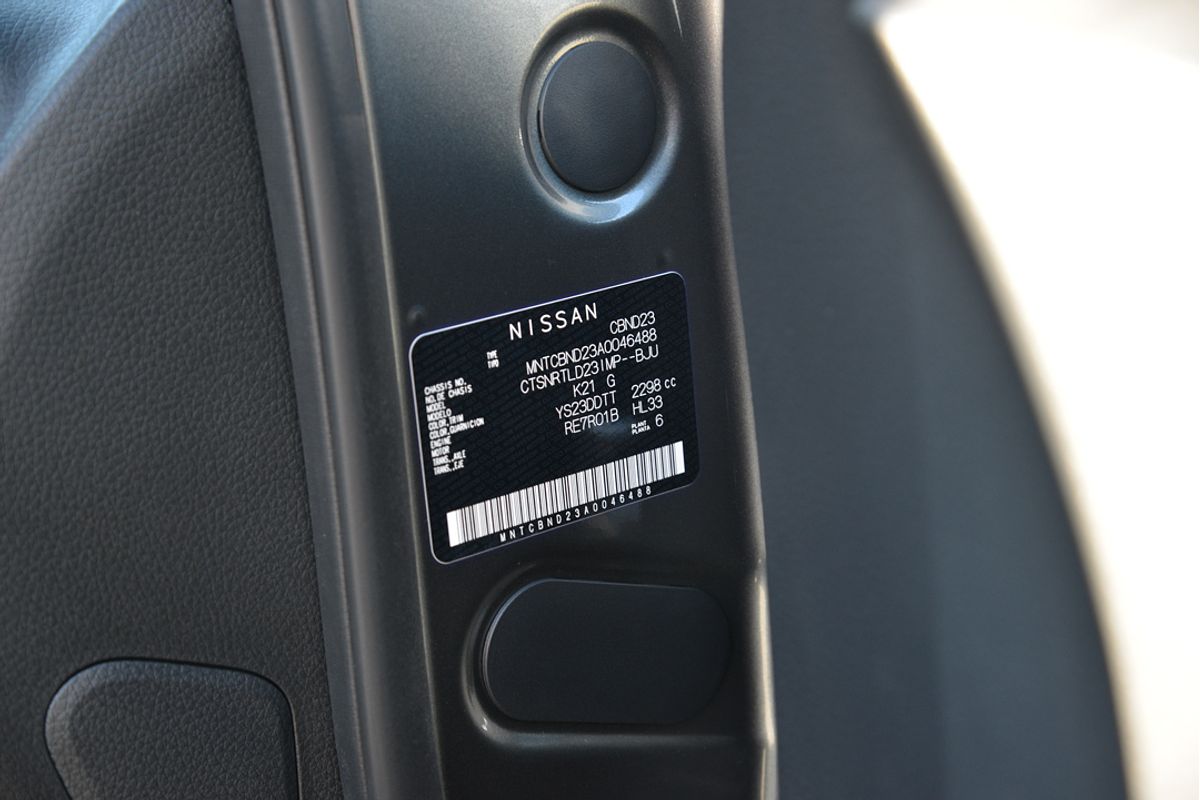 2025 Nissan Navara ST D23 4X4